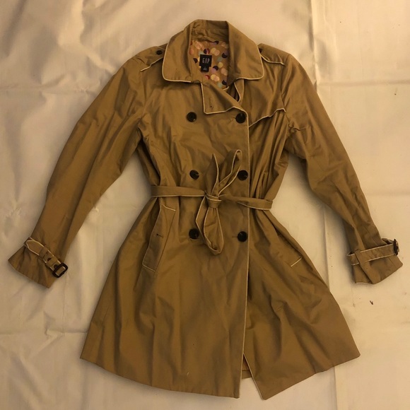 GAP Jackets & Blazers - Gap Trench w. Belt